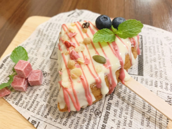 ホワイトチョコベリーワッフル